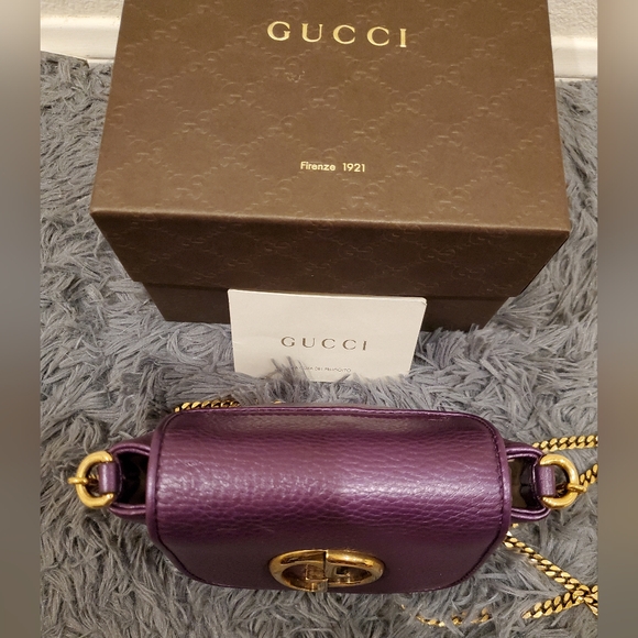 LIKE NEW- Gucci GG Logo Leather Flap Gold Chain shoulder bag - Picture 10 of 17
